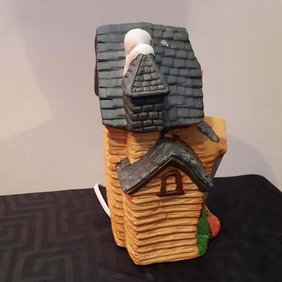 Halloween Vintage Light Up Ceramic House - Picture 5 of 8
